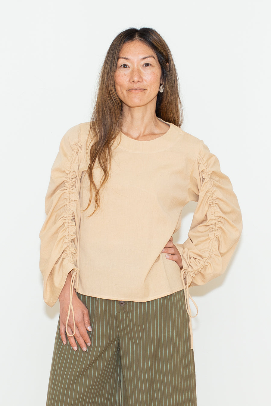Drawstring sleeve blouse