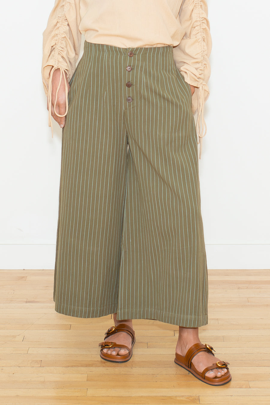 Front Button Detail Pant