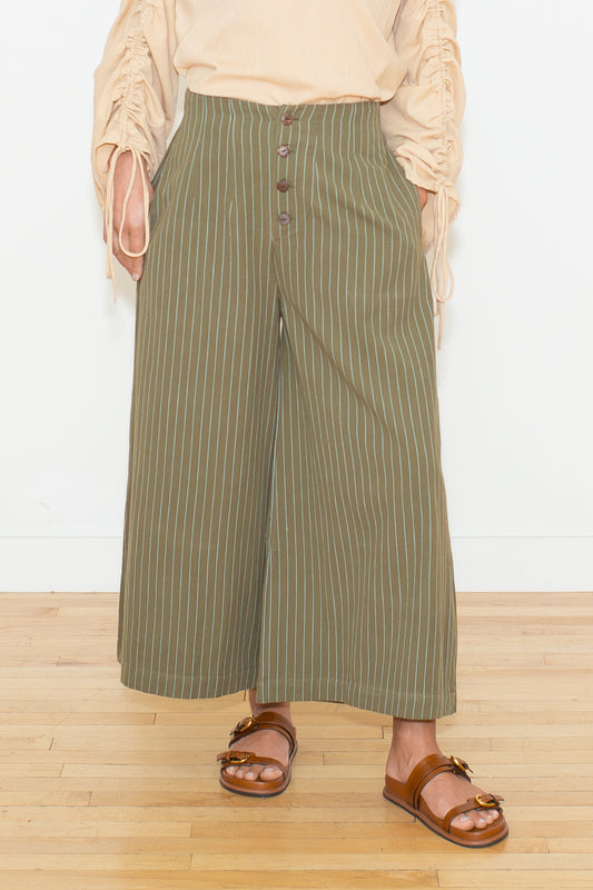 Front Button Detail Pant