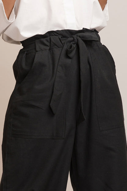 Wide Legged Trouser